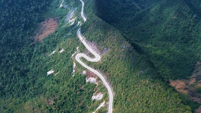 Dirt Road, mountain path, steep slope